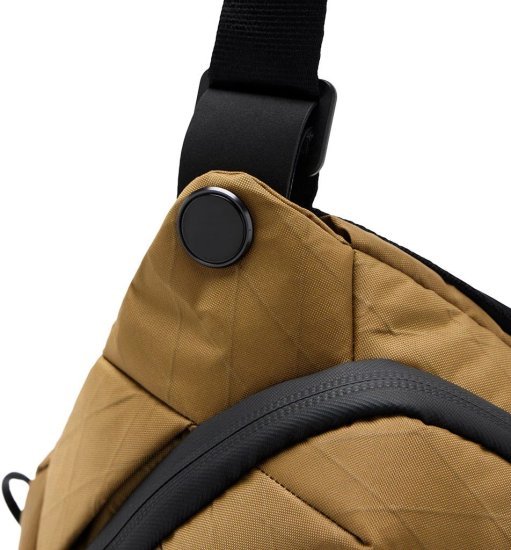 תיק צד Everyday Sling 6L V2 מבית Peak Design - בצבע חום